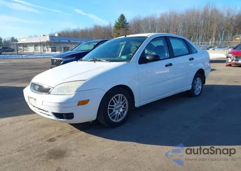 2005 Ford Focus Zx4 from USA, damaged, VIN 1FAFP34N05W264911